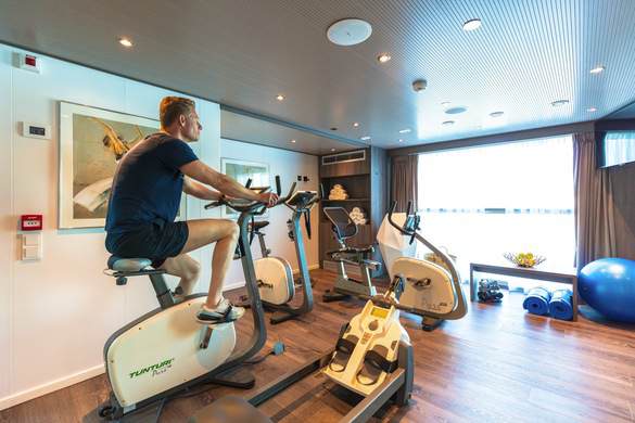 ©Lueftner Cruises-AMADEUS Provence Fitness Room Guest.jpg